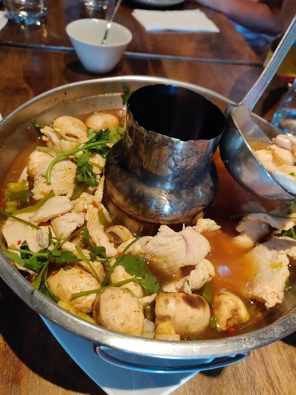 Krung Siam Thai Restaurant & Bar | restaurant | 3755 Spring Mountain Rd #102, Las Vegas, NV 89102, USA | 7027359485 OR +1 702-735-9485