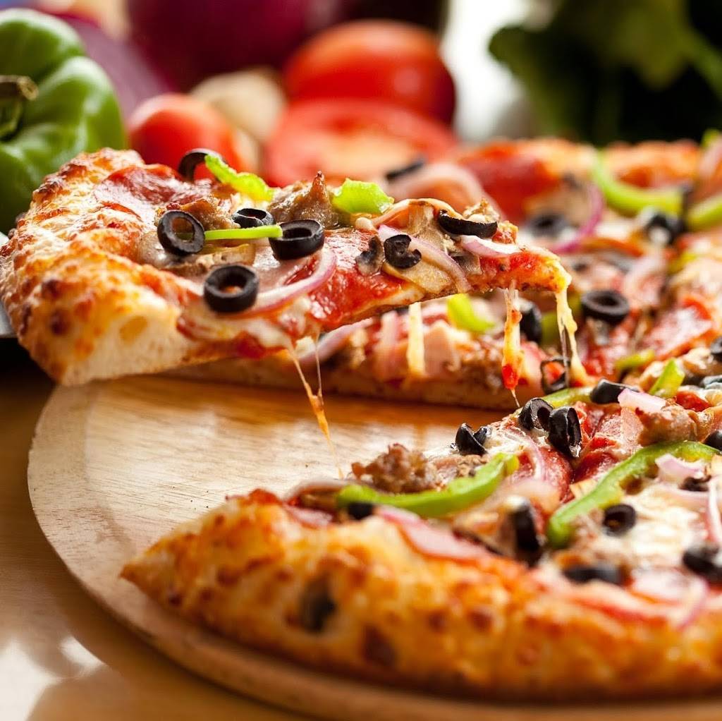 GiGis PIZZA | restaurant | 211 South Ocean Boulevard, Myrtle Beach, SC 29577, USA | 8434484828 OR +1 843-448-4828
