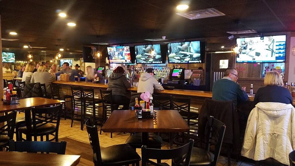 Woodys Pub Grub | restaurant | 11 Margaret Ave, Essex, MD 21221, USA | 4105257507 OR +1 410-525-7507