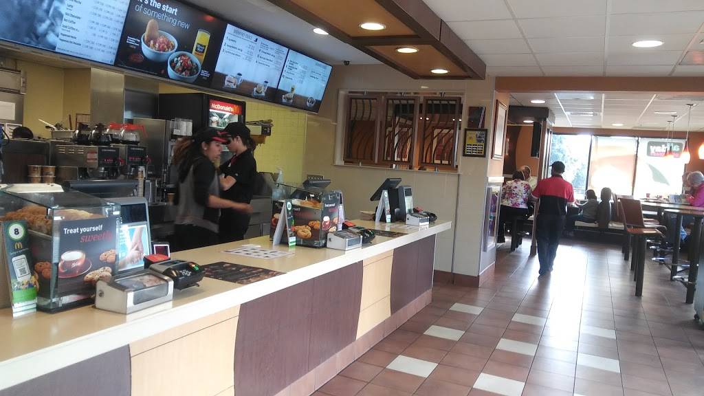 McDonalds | cafe | 449 Foothill Blvd, La Cañada Flintridge, CA 91011, USA | 8187905043 OR +1 818-790-5043