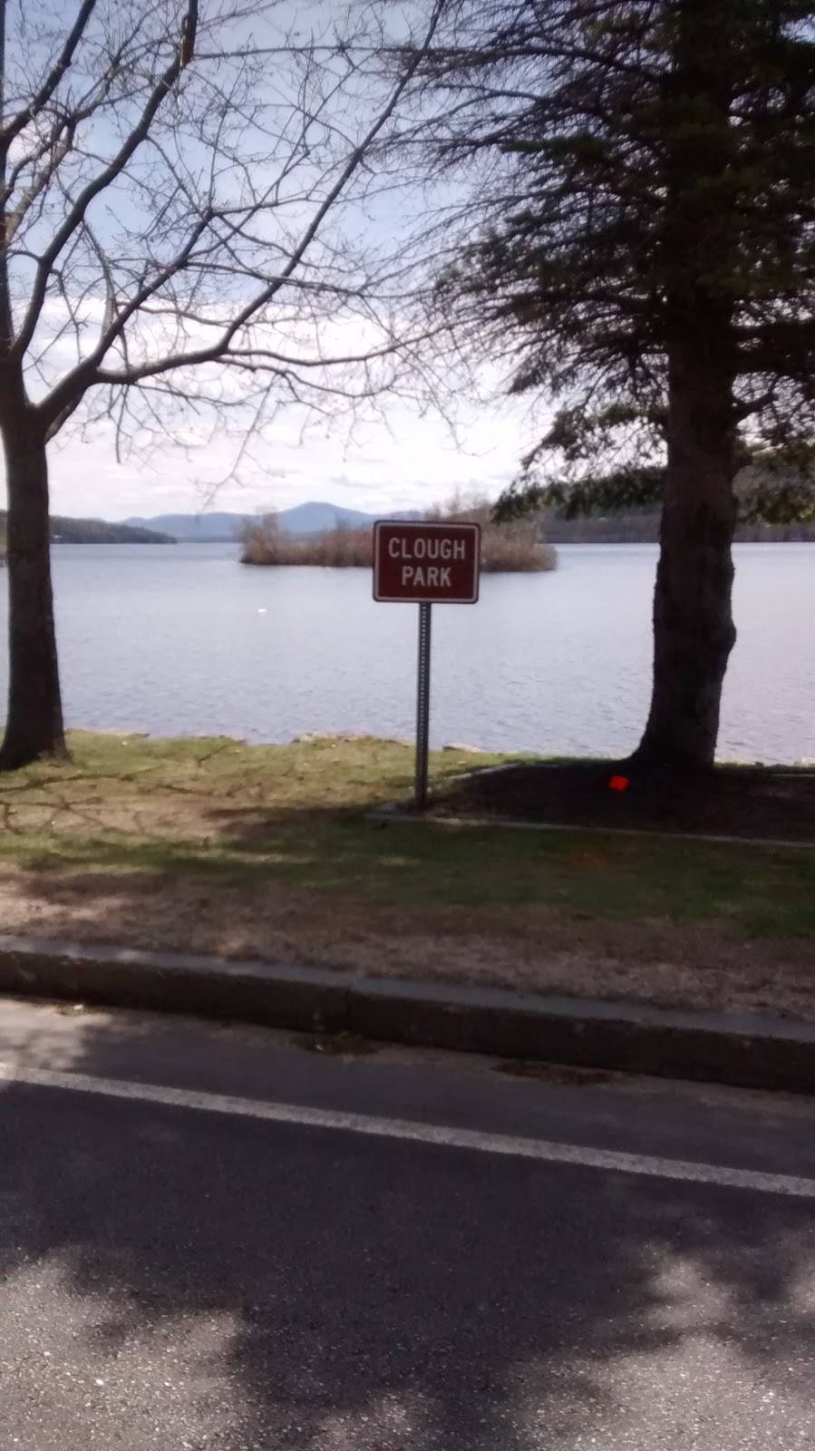 Lakeside Deli & Grille | restaurant | 2 Pleasant St, Meredith, NH 03253, USA | 6036777132 OR +1 603-677-7132