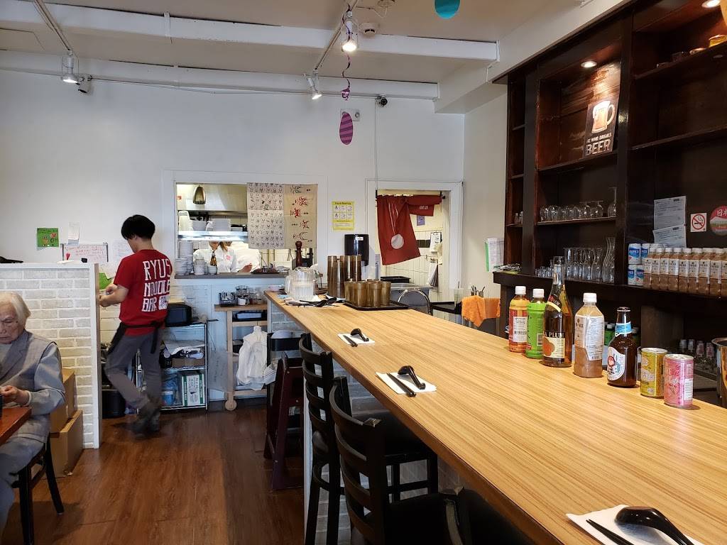 Ryus Noodle Bar | restaurant | 786 Broadview Ave, Toronto, ON M4K 2P7, Canada | 6473449306 OR +1 647-344-9306