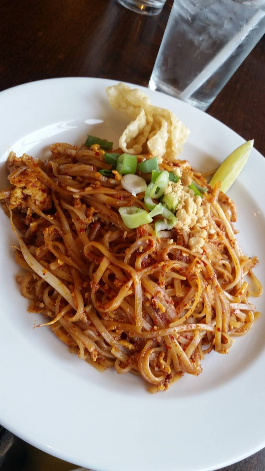 Thai Diamond Cafe | restaurant | 2839, 1560 Kipling St, Lakewood, CO 80215, USA | 3034620435 OR +1 303-462-0435