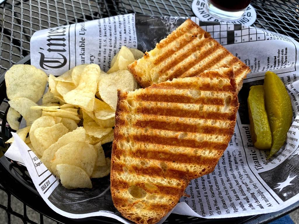 TM Nortons Brewing Company | restaurant | 3315 Cherry Rd, Anderson, IN 46011, USA | 7654005972 OR +1 765-400-5972