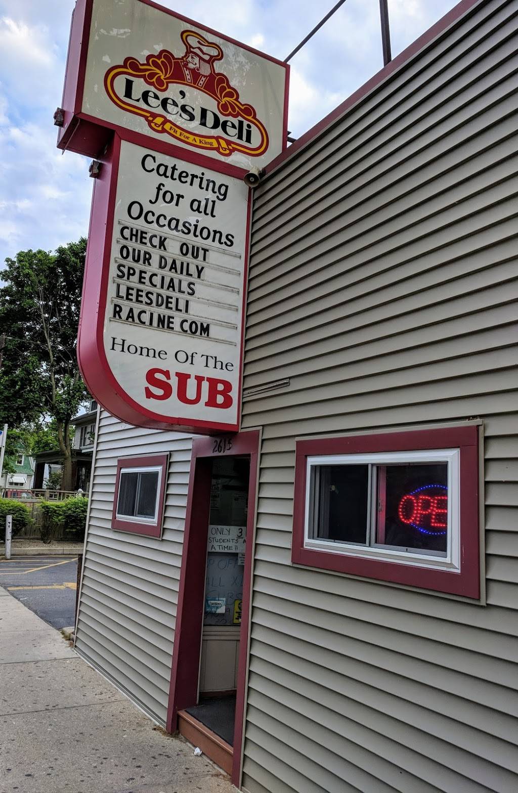 Lees Deli | restaurant | 2615 Washington Ave, Racine, WI 53405, USA | 2626342373 OR +1 262-634-2373