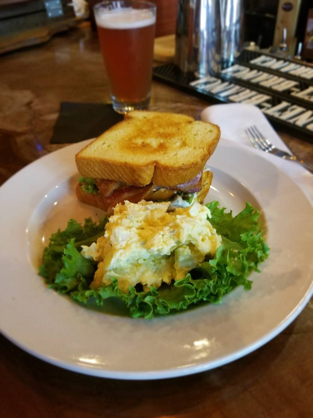 Big Easy Bar | restaurant | 1704 E 7th Ave, Tampa, FL 33605, USA | 8132483444 OR +1 813-248-3444