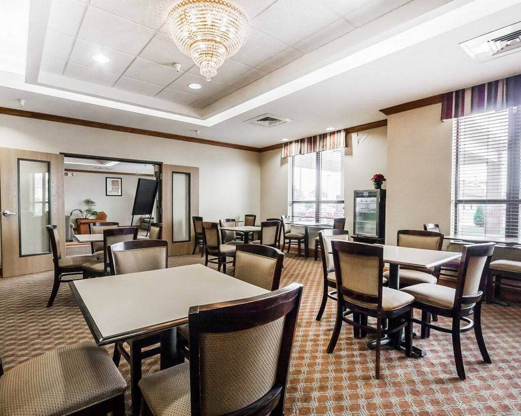 Comfort Inn & Suites Sikeston I-55 | restaurant | 109 Matthews Ln, Sikeston, MO 63801, USA | 5734720197 OR +1 573-472-0197