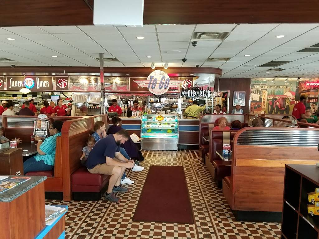 Silver Diner- Greenbelt | restaurant | 6040 Greenbelt Rd, Greenbelt, MD 20770, USA | 3012200028 OR +1 301-220-0028