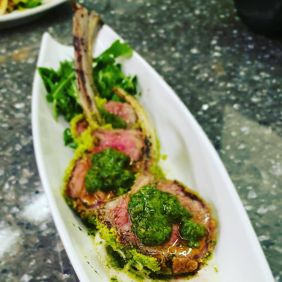 Nick & Ninos Penthouse Steakhouse | restaurant | 700 E Adams St Fl 30, Springfield, IL 62701, USA | 2177891530 OR +1 217-789-1530