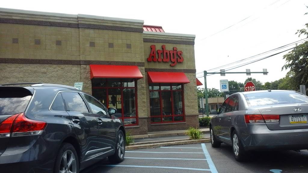 Arbys | restaurant | 510 Pierce St, Kingston, PA 18704, USA | 5702832838 OR +1 570-283-2838
