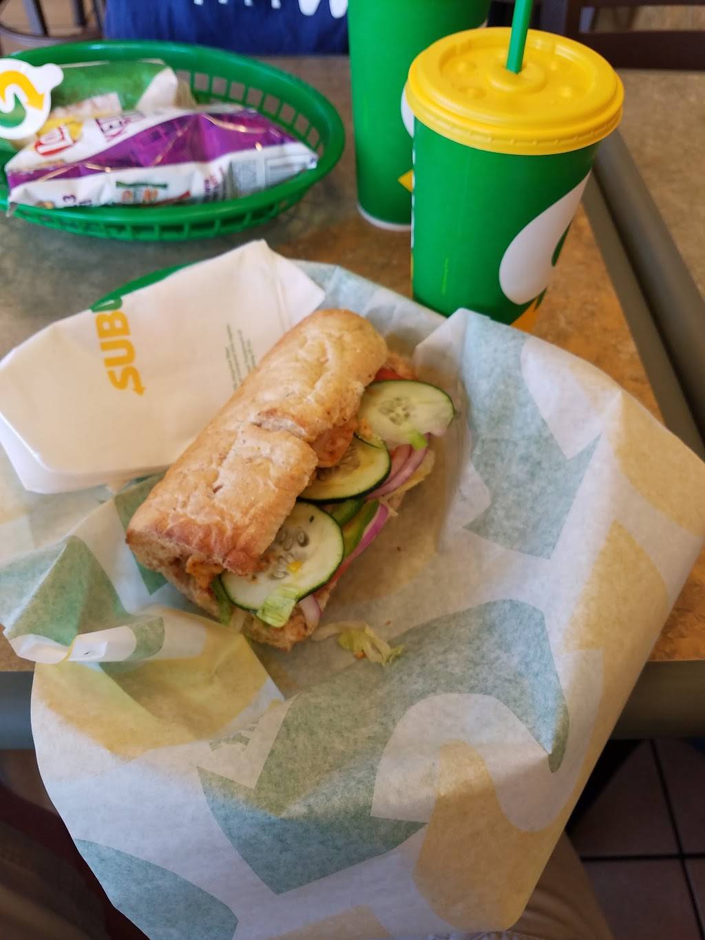 Subway | restaurant | 1421 W Kem Rd, Marion, IN 46952, USA | 7656626346 OR +1 765-662-6346