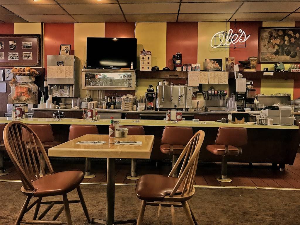 Oles Waffle Shop | restaurant | 1507 Park St, Alameda, CA 94501, USA | 5105228108 OR +1 510-522-8108