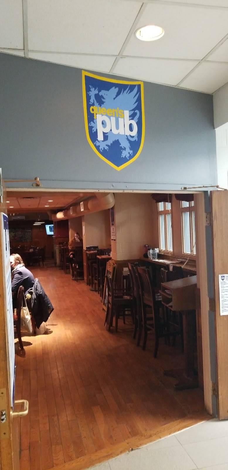 The Queens Pub | restaurant | 87 Union St W, Kingston, ON K7L 2N9, Canada | 6135332740 OR +1 613-533-2740