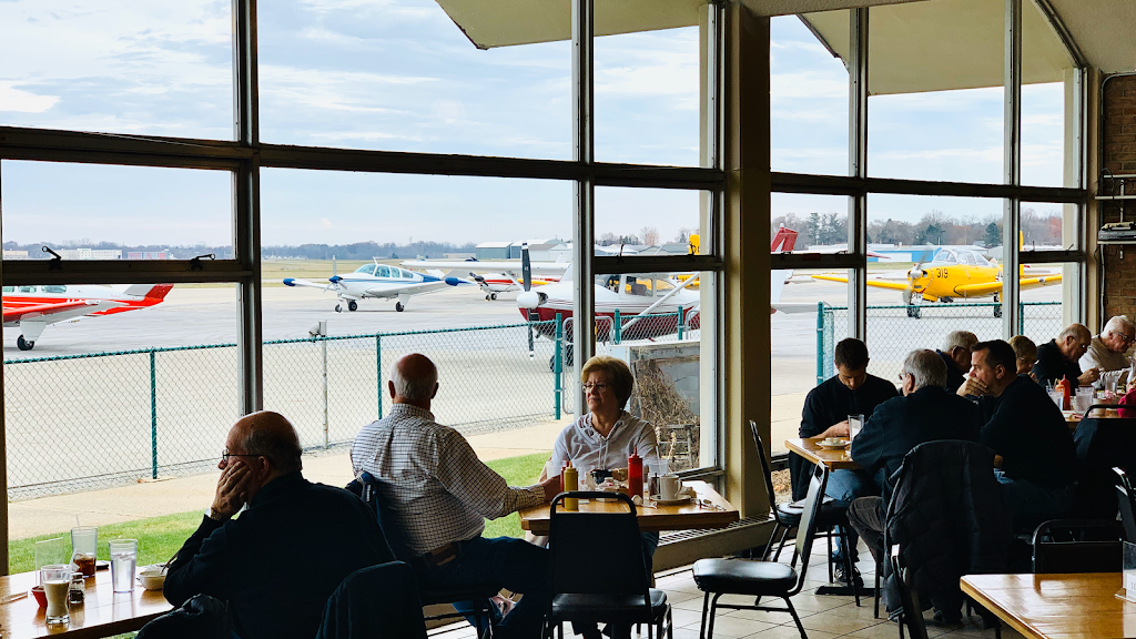 The Apron Restaurant & Spirits | restaurant | 3608 Wildwood Ave, Jackson, MI 49202, USA | 5177833616 OR +1 517-783-3616