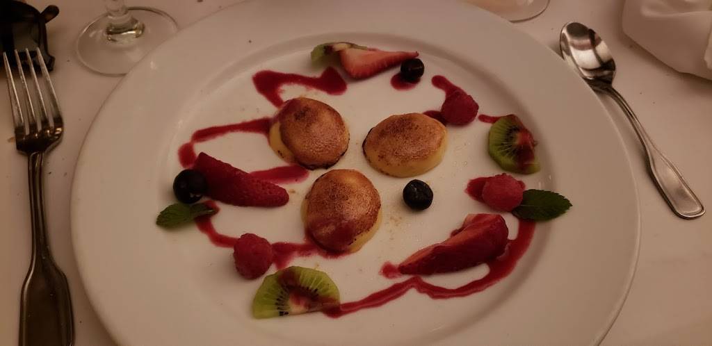 LEscargot | restaurant | Mission St & 4th Ave, Carmel-By-The-Sea, CA 93923, USA | 8316201942 OR +1 831-620-1942