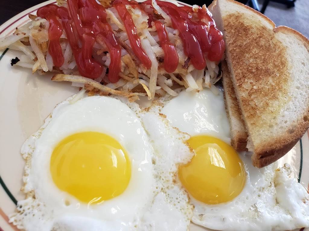 The Lunch Box | restaurant | 1513 Harrison Ave, Elkins, WV 26241, USA | 3045914575 OR +1 304-591-4575