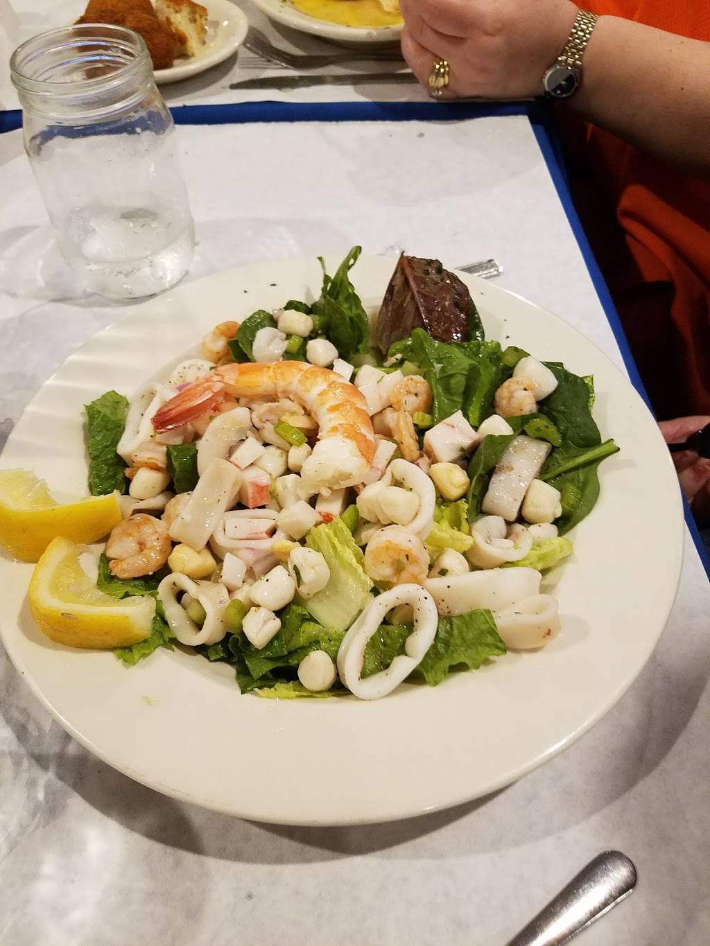 Pine | restaurant | 37-10 114th St, Corona, NY 11368, USA | 7186721200 OR +1 718-672-1200