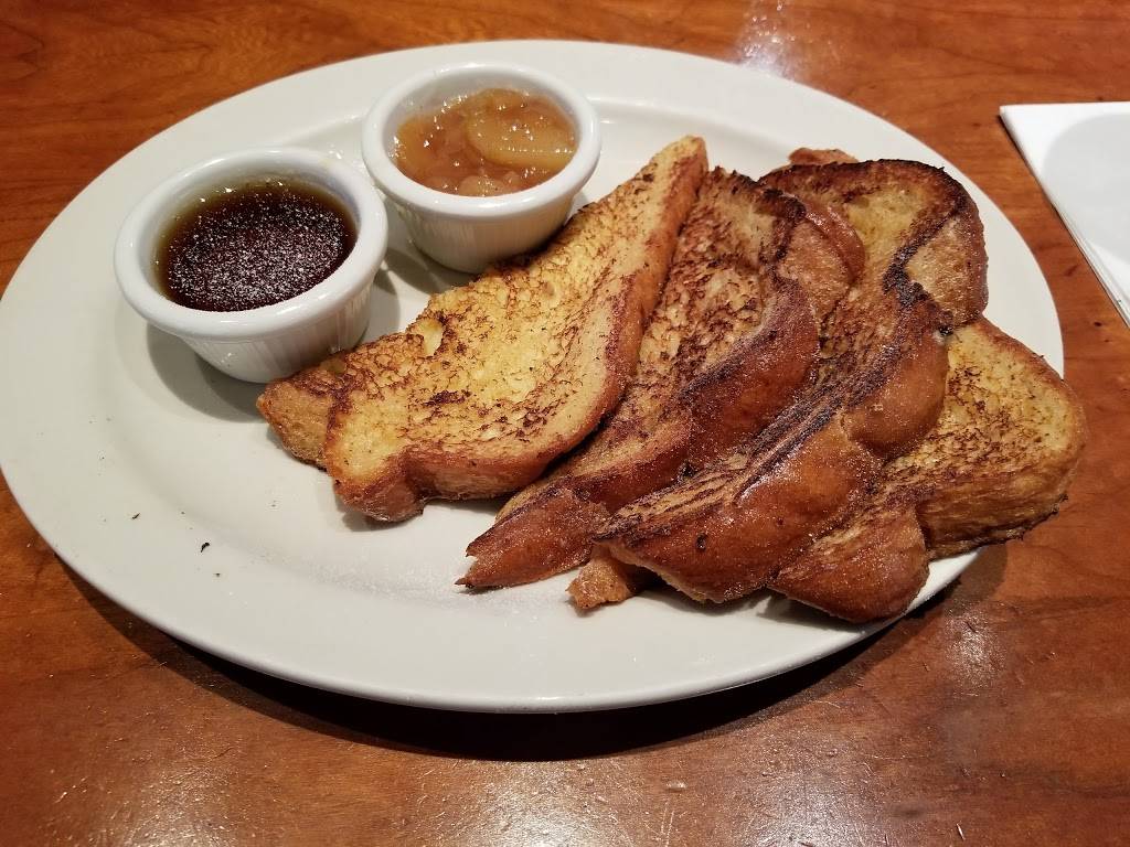 Clydes | restaurant | 707 7th St NW, Washington, DC 20001, USA | 2023493700 OR +1 202-349-3700