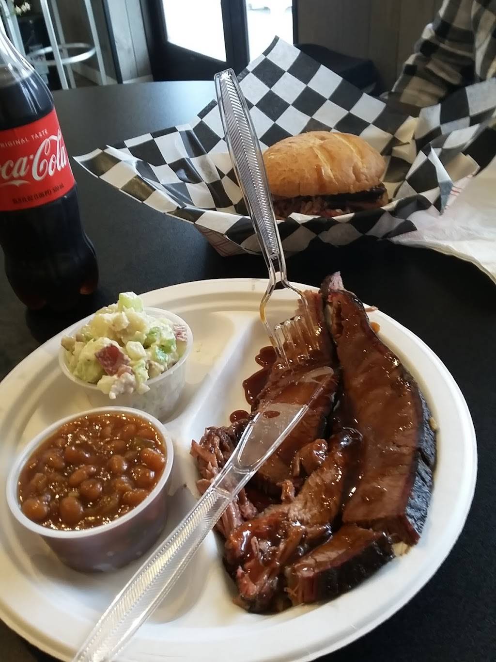 Great Shoals Smokehouse | restaurant | 137 N Harrison St, Easton, MD 21601, USA | 4108299480 OR +1 410-829-9480