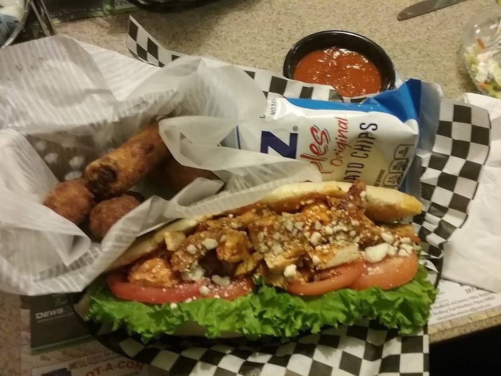 Cole Farms Restaurant & Pub | restaurant | 64 Lewiston Rd, Gray, ME 04039, USA | 2076574714 OR +1 207-657-4714