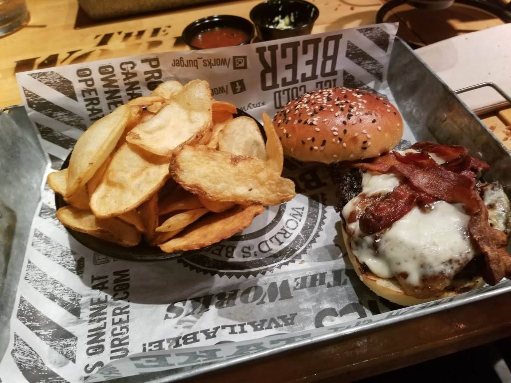 The Works Gourmet Burger Bistro | restaurant | 326 Richmond Rd, Ottawa, ON K1Z 6X6, Canada | 6135640406 OR +1 613-564-0406