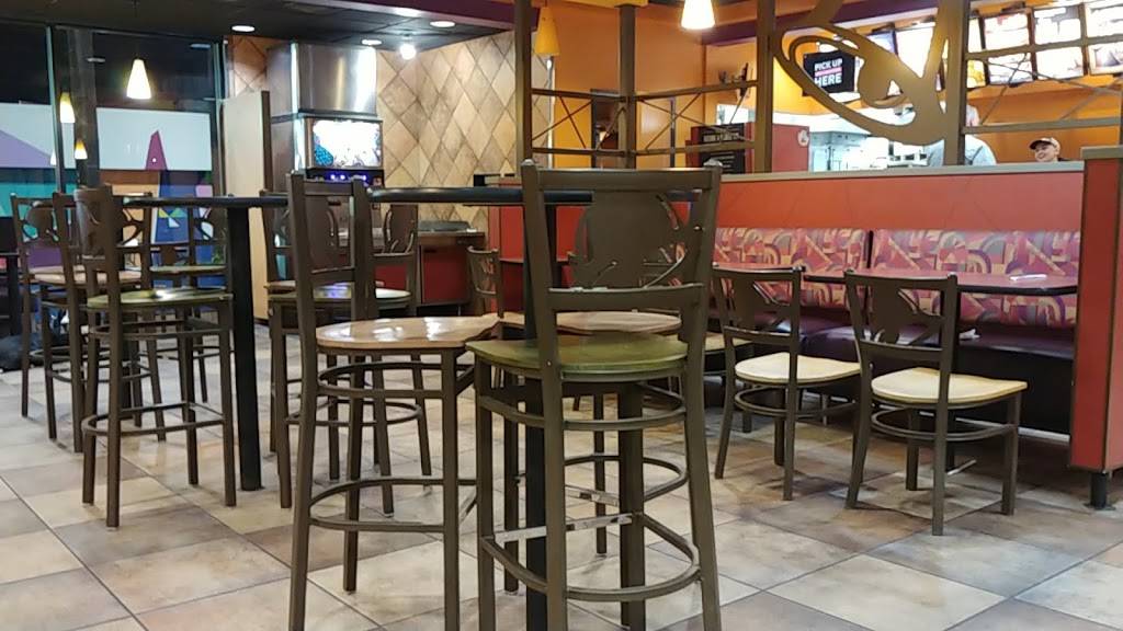 Taco Bell | meal takeaway | 690 S Orlando Ave, Winter Park, FL 32789, USA | 4076476668 OR +1 407-647-6668