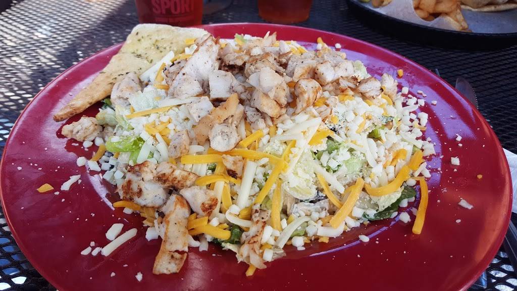 Scorpios Pizzaria & Sports Pub | restaurant | 180 Main St, Lancaster, NH 03584, USA | 6037883660 OR +1 603-788-3660