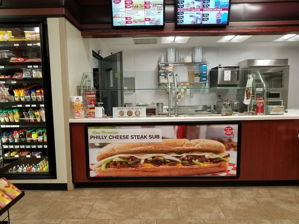 Caseys |  | 901 W Walnut St, Jacksonville, IL 62650, USA | 2172451134 OR +1 217-245-1134