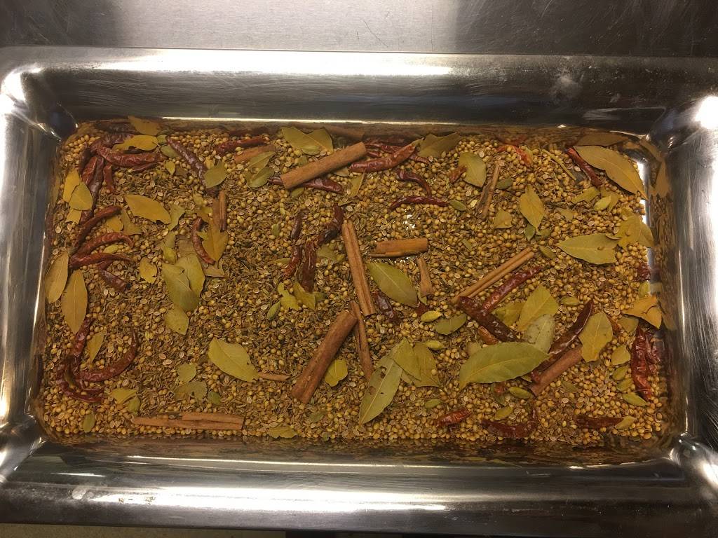 Bayleaf Indian Restaurant and Bar | restaurant | 947 New Hampshire St #120, Lawrence, KS 66044, USA | 7858400855 OR +1 785-840-0855