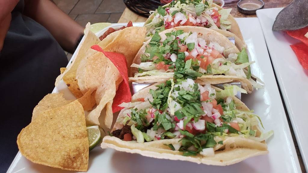 Taquitos Grill | restaurant | 395 Merrick Ave, Merrick, NY 11566, USA | 5167710110 OR +1 516-771-0110