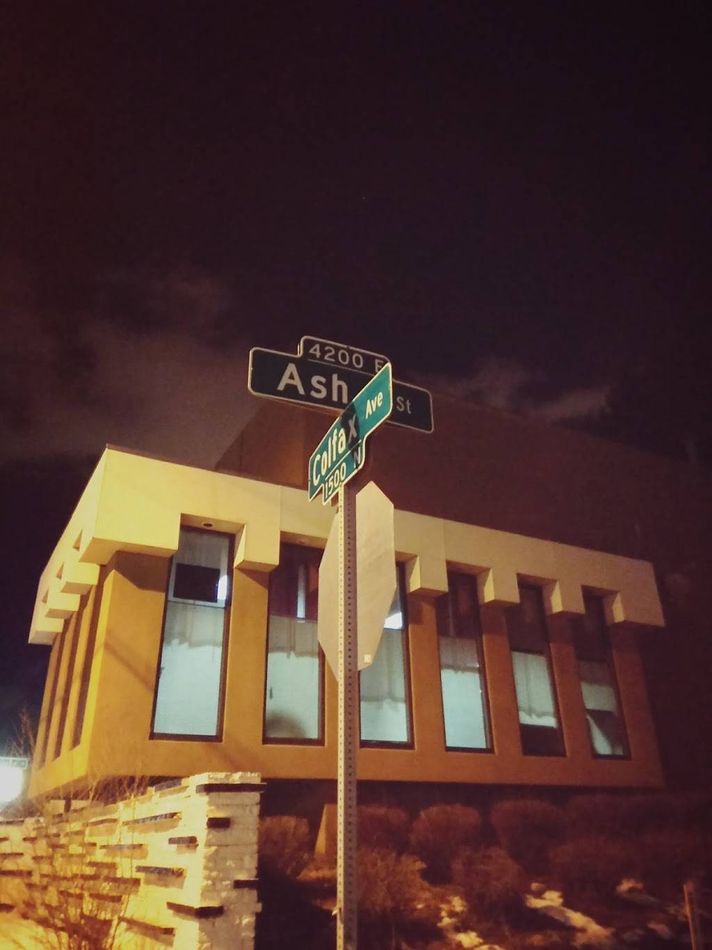 Subway | meal takeaway | 4100 E Colfax Ave, Denver, CO 80220, USA | 3033225110 OR +1 303-322-5110