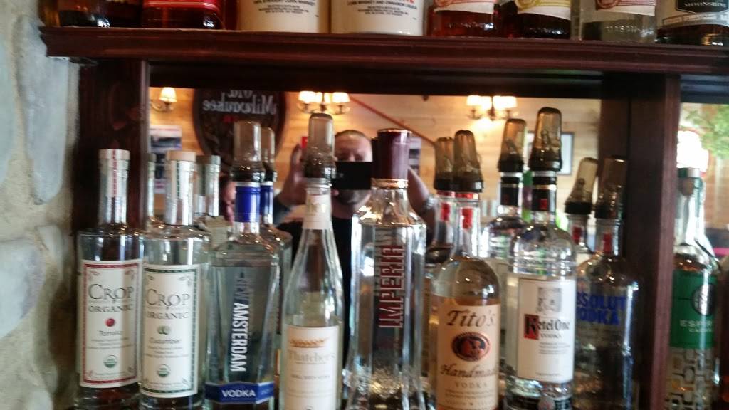 The Cabin at Old Irving | restaurant | 4104 N Pulaski Rd, Chicago, IL 60641, USA | 7734814183 OR +1 773-481-4183