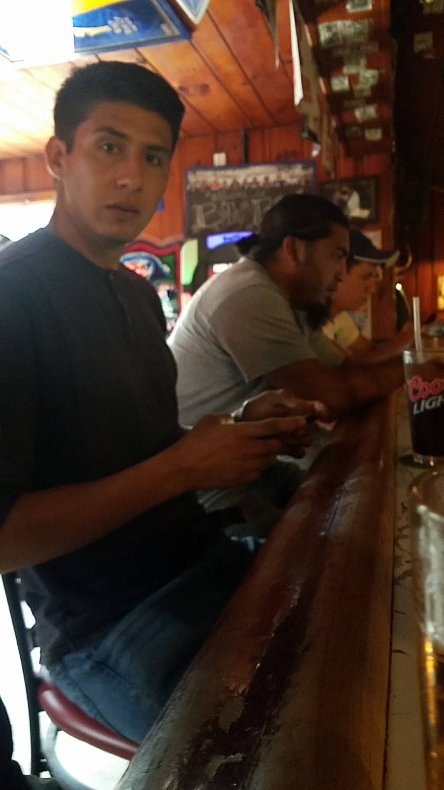 Billy Boys Four Mile Tavern | restaurant | 12 NJ-72, New Lisbon, NJ 08064, USA | 6097261355 OR +1 609-726-1355