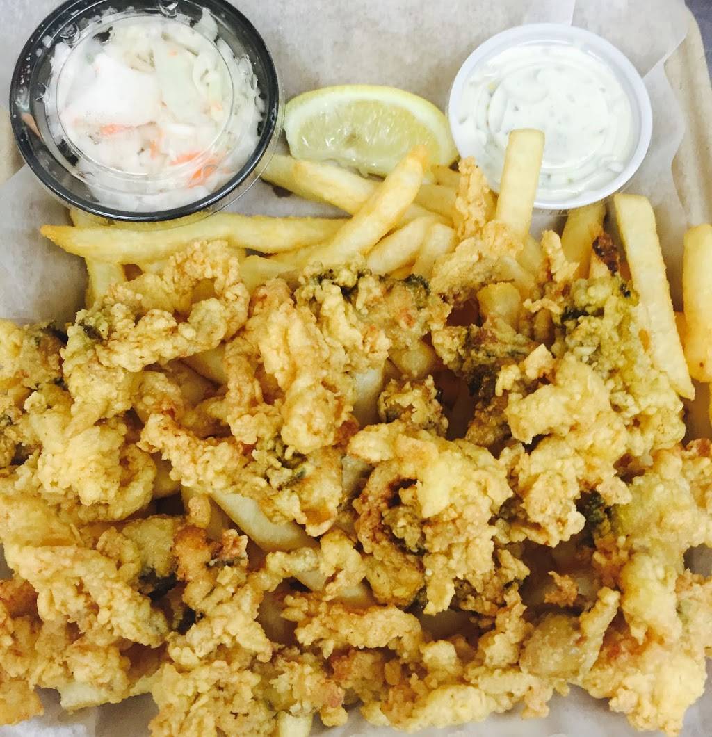 The Star Drive-In | restaurant | 205 Myricks St, East Taunton, MA 02718, USA | 5088227827 OR +1 508-822-7827