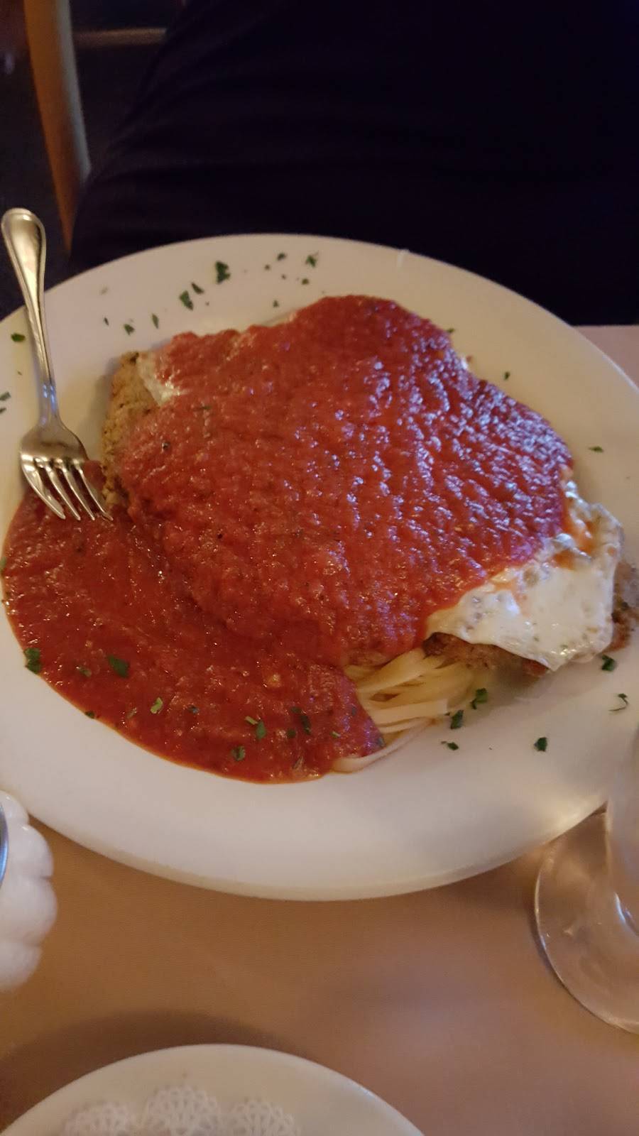 Pennells Restaurant | restaurant | 284 Jefferson St, Saratoga Springs, NY 12866, USA | 5185832423 OR +1 518-583-2423