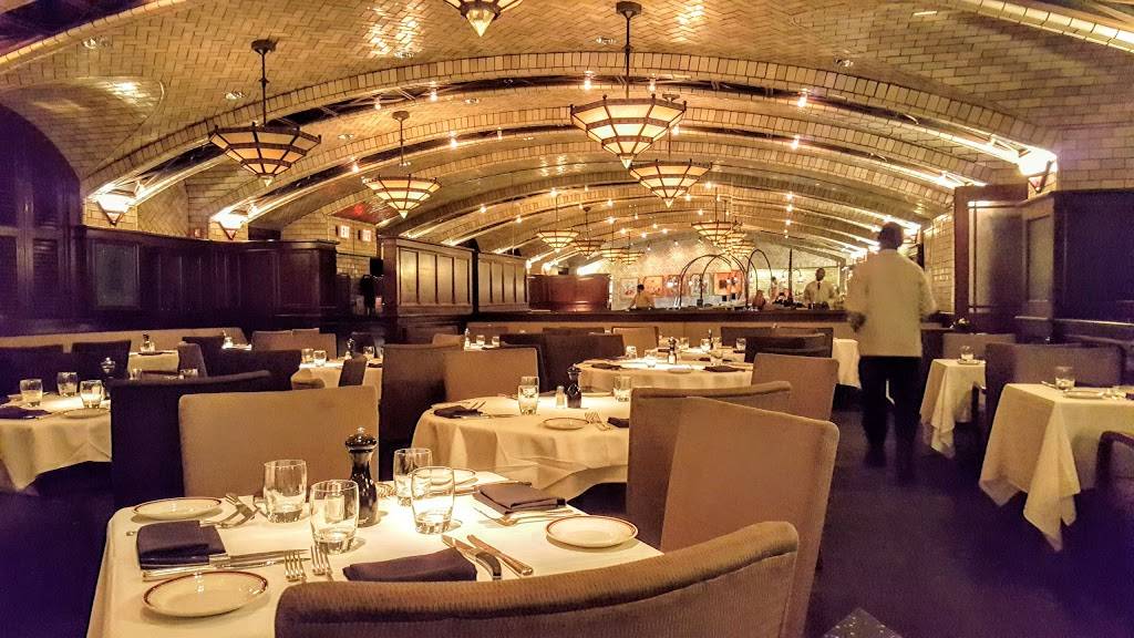 Chops Lobster Bar | restaurant | 70 West Paces Ferry Rd NW, Atlanta, GA 30305, USA | 4042622675 OR +1 404-262-2675