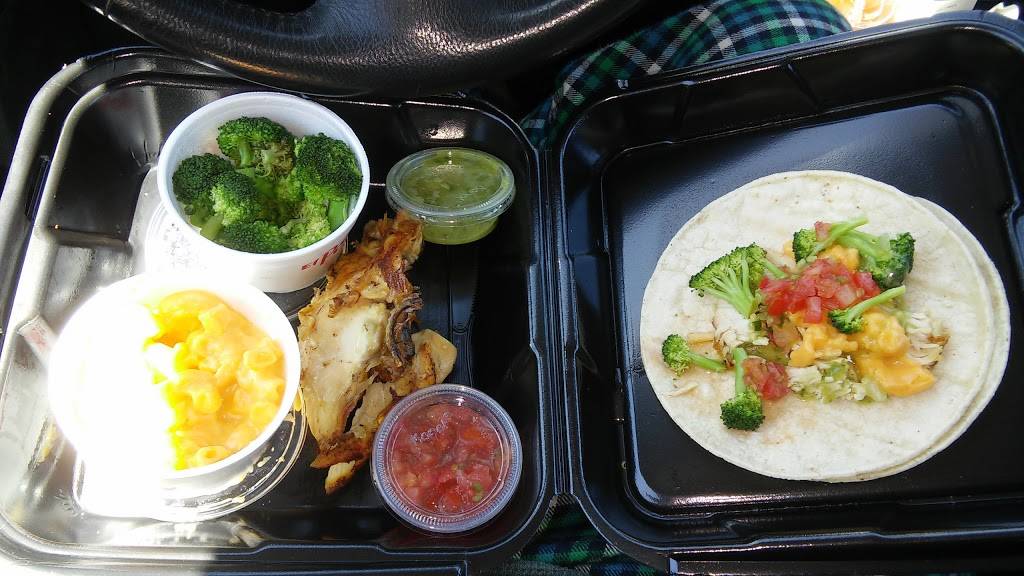 El Pollo Loco | restaurant | 211 N McDowell Blvd, Petaluma, CA 94954, USA | 7077820797 OR +1 707-782-0797