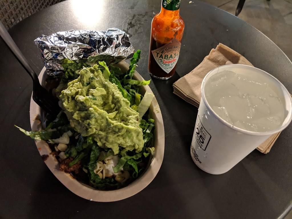 Chipotle Mexican Grill | restaurant | 9512 Culver Blvd, Culver City, CA 90232, USA | 3108410561 OR +1 310-841-0561