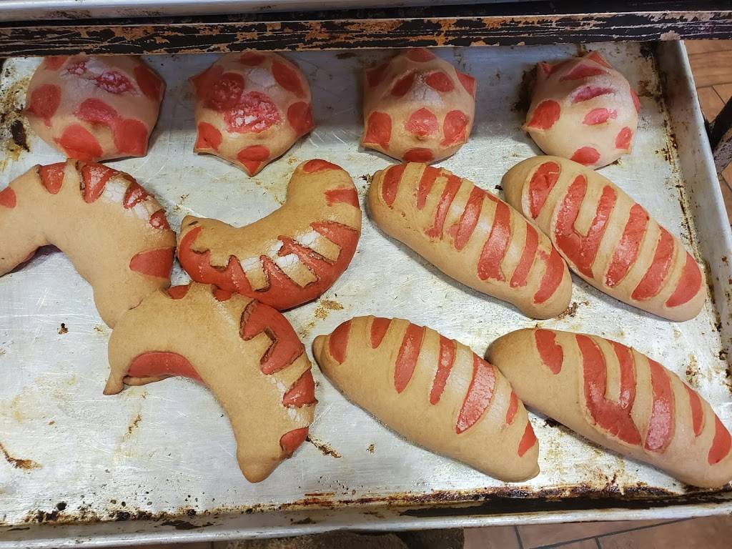 Allis Bakery | bakery | 428 Holcomb St, Springdale, AR 72764, USA | 4793182223 OR +1 479-318-2223