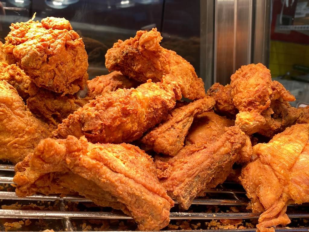 Krispy Krunchy Chicken | restaurant | 2660 Mason St, San Francisco, CA 94133, USA | 4158008637 OR +1 415-800-8637