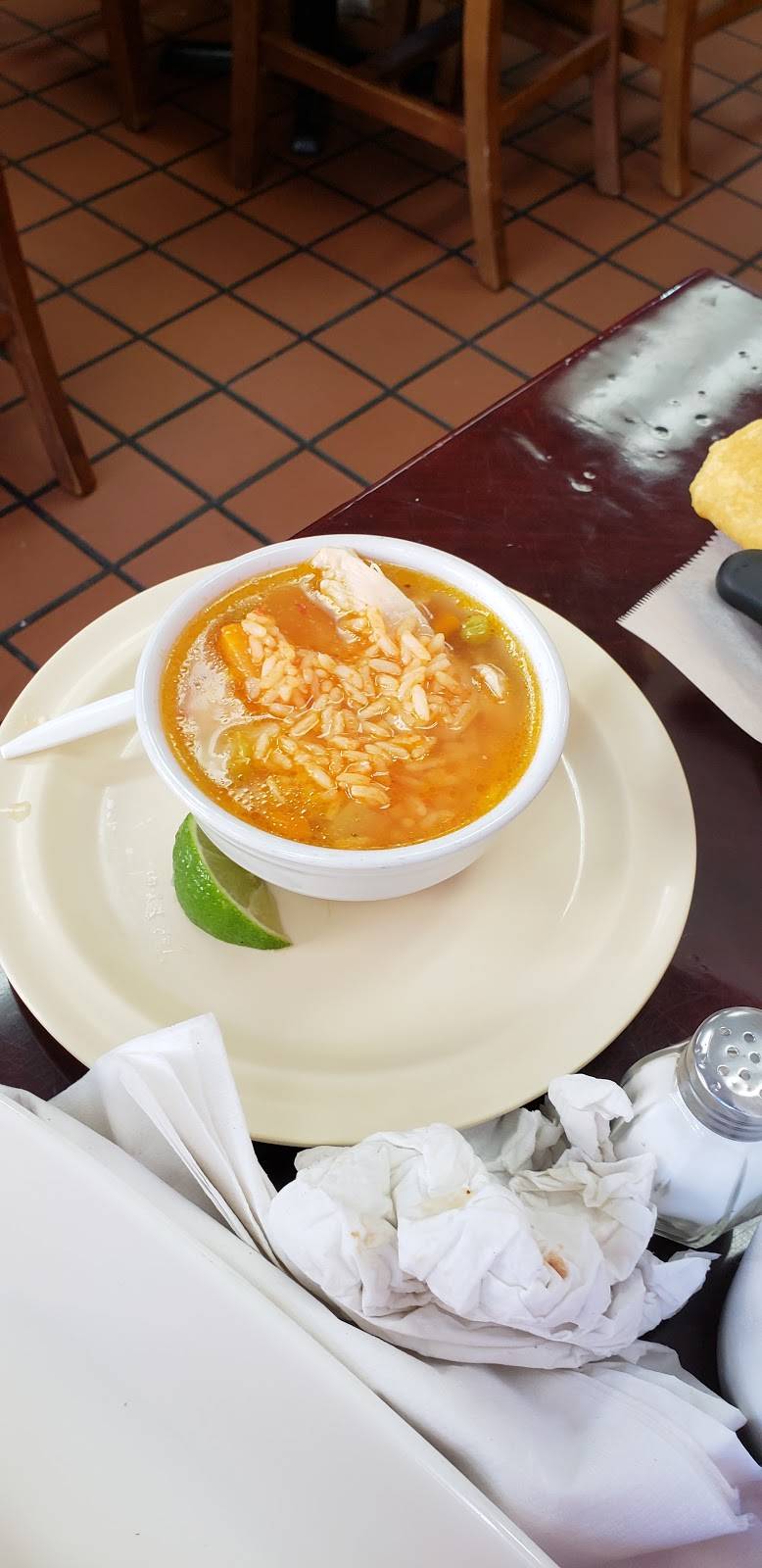 Taqueria Morelia | restaurant | 3943 W Lawrence Ave, Chicago, IL 60625, USA | 7735091727 OR +1 773-509-1727