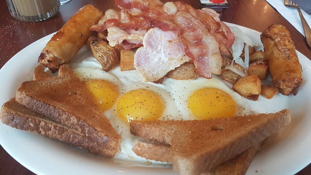 County Diner | restaurant | 2584 Manning Rd, Windsor, ON N8N 2L9, Canada | 5197393600 OR +1 519-739-3600