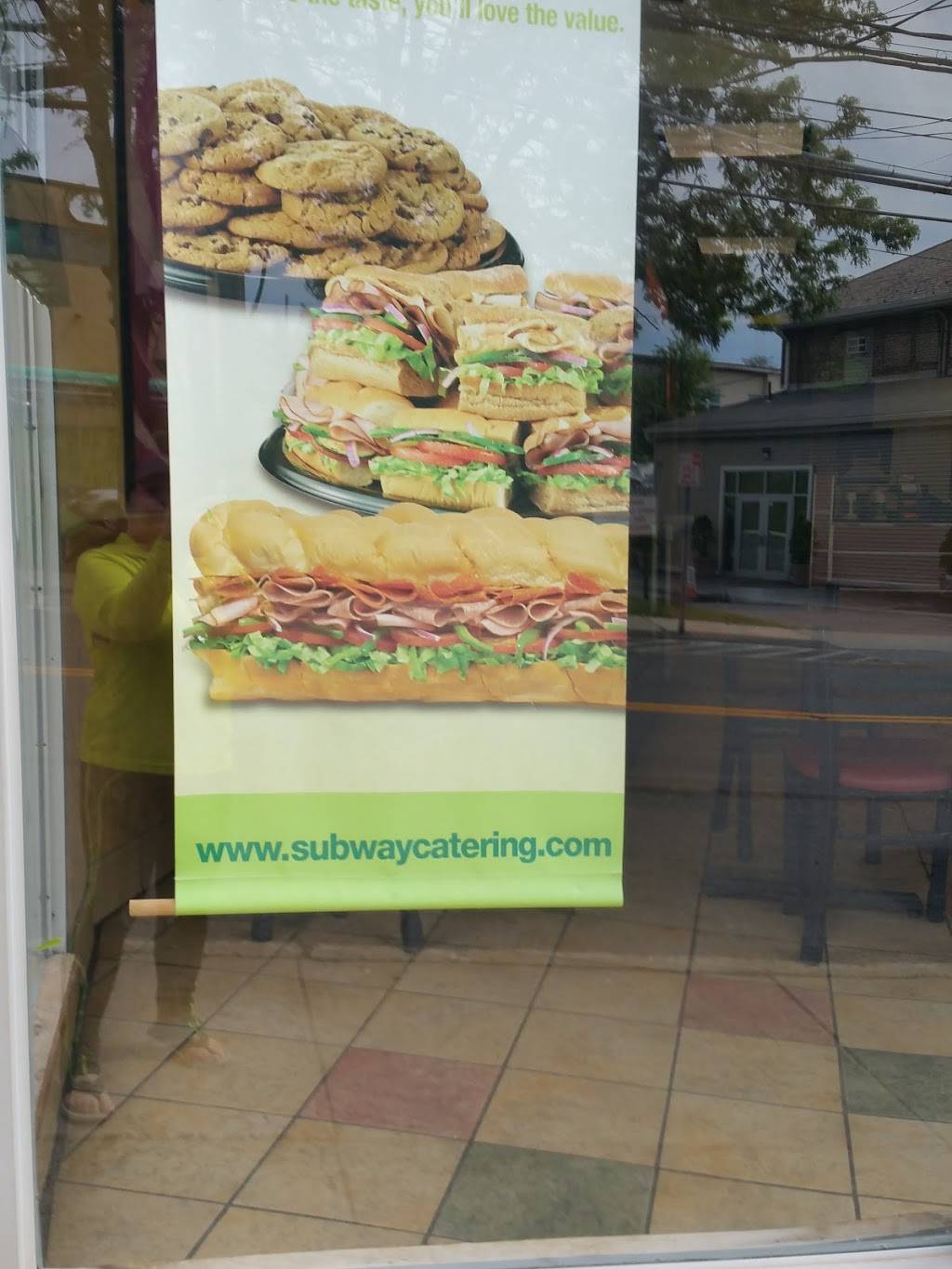 Subway Restaurants | restaurant | 620 N Broadway, White Plains, NY 10603, USA | 9144280548 OR +1 914-428-0548