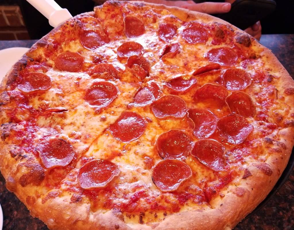 Best NY Pizza | restaurant | 14741 N Dale Mabry Hwy, Tampa, FL 33618, USA | 8139637600 OR +1 813-963-7600