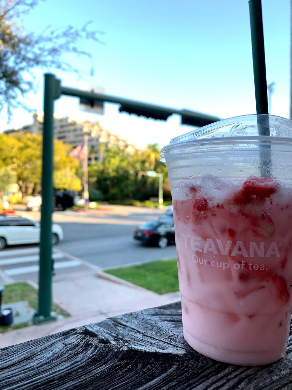 Starbucks | cafe | 200 Crandon Blvd, Key Biscayne, FL 33149, USA | 3053613496 OR +1 305-361-3496