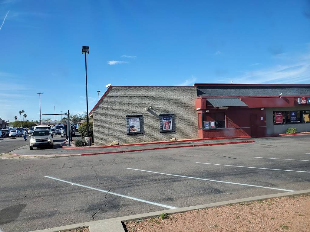 Jack in the Box | restaurant | 4749 E Southern Ave, Phoenix, AZ 85042, USA | 6024380578 OR +1 602-438-0578