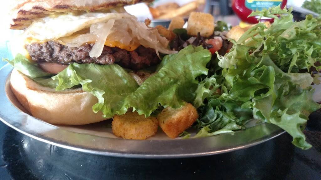 Sheps Place | restaurant | 816 S Main St, Weatherford, TX 76086, USA | 6828045002 OR +1 682-804-5002