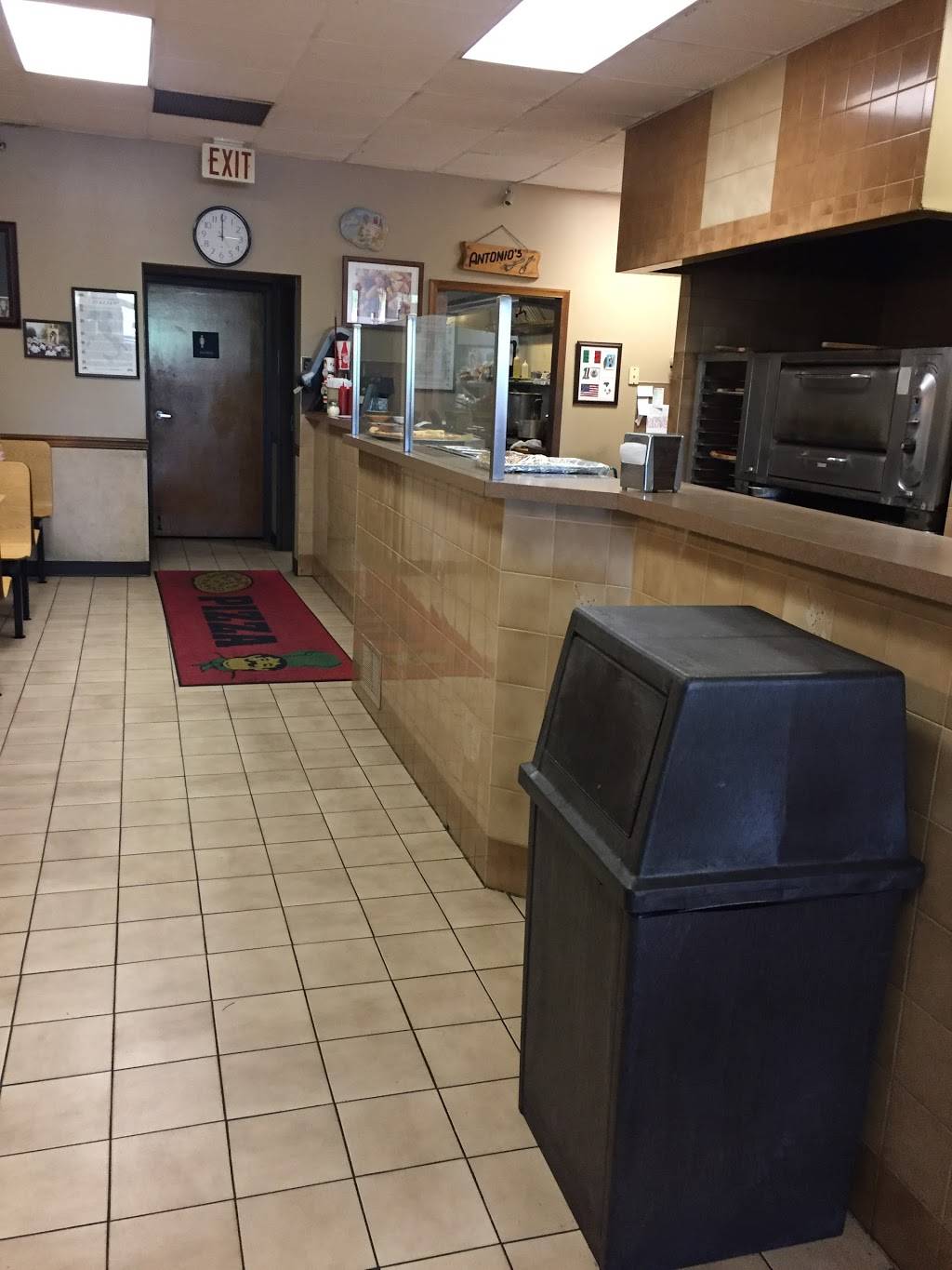 Antonios Pizzeria & Ice Cream | restaurant | 2437 Nazareth Road:, 25th Street Shopping Center, Easton, PA 18045, USA | 6102509811 OR +1 610-250-9811