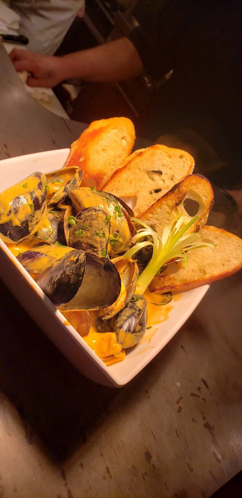 One 11 Kitchen and Bar | restaurant | 300 Commercial St, Nevada City, CA 95959, USA | 5304706099 OR +1 530-470-6099