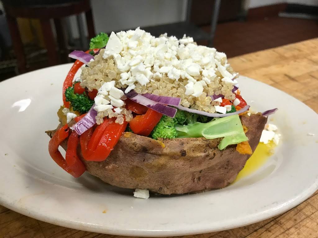 Lincoln Station | restaurant | 2432 N Lincoln Ave, Chicago, IL 60614, USA | 7734728100 OR +1 773-472-8100